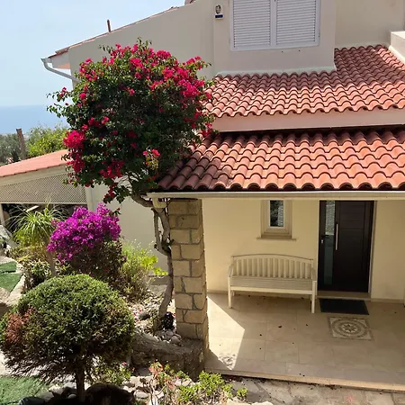 Daria Kamares Tala Luxury Sea View * פאפוס