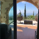 Daria Kamares Tala Luxury Sea View Willa Pafos