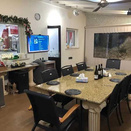 Daria Kamares Tala Luxury Sea View Pafos