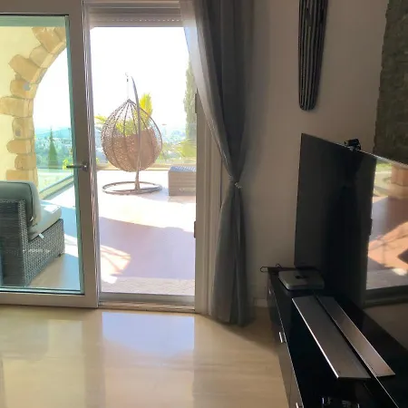 Villa Daria Four Bedroom Kamares Village, Tala