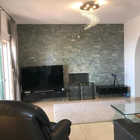 Villa Daria Four Bedroom Kamares Village, Tala *