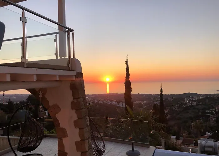 Daria Kamares Tala Luxury Sea View *