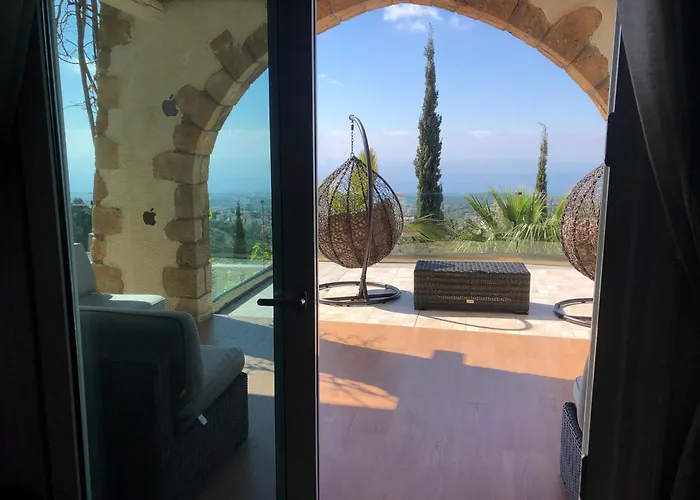 Daria Kamares Tala Luxury Sea View 别墅 Paphos
