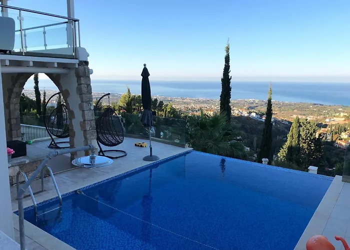 Daria Kamares Tala Luxury Sea View * パ フォス